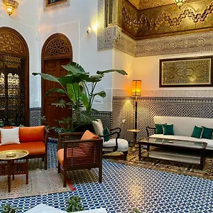 Zamane - Boutique & Fez